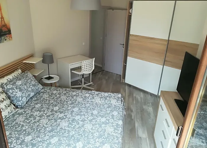 Angelov * فارنا